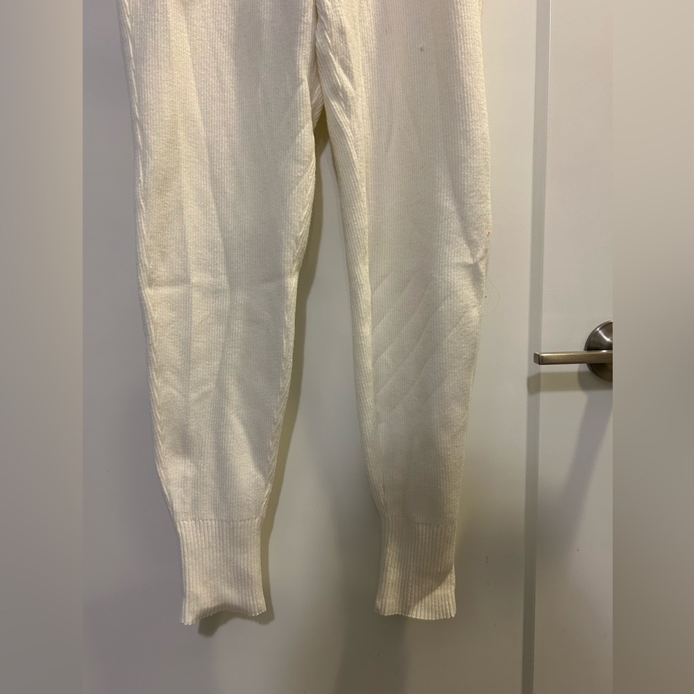 Calia by Carrie Underwood Soft Ribbed Jogger Pants - Picture 3 of 9